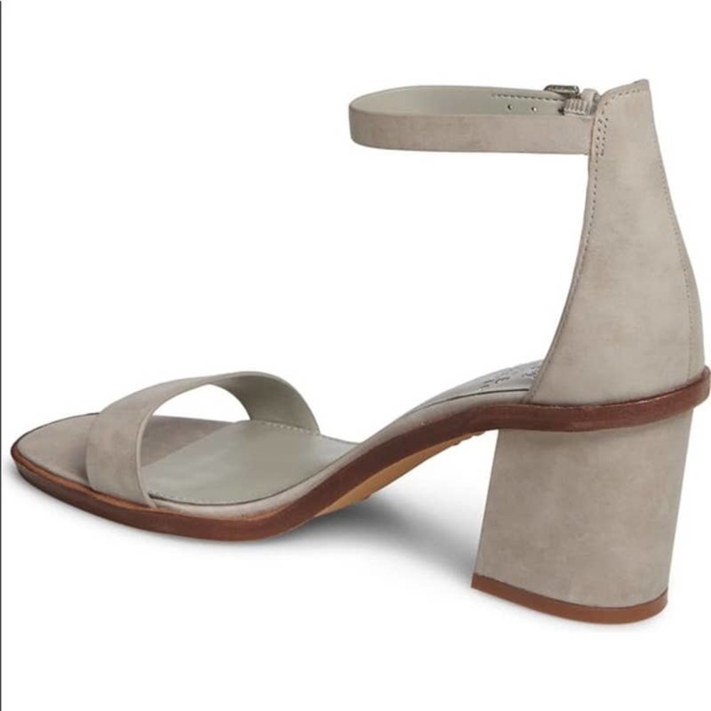 NEW!!! Vince Camuto Ankle Strap Sandal in Stones Throw Grey Women's Size… - Picture 3 of 15